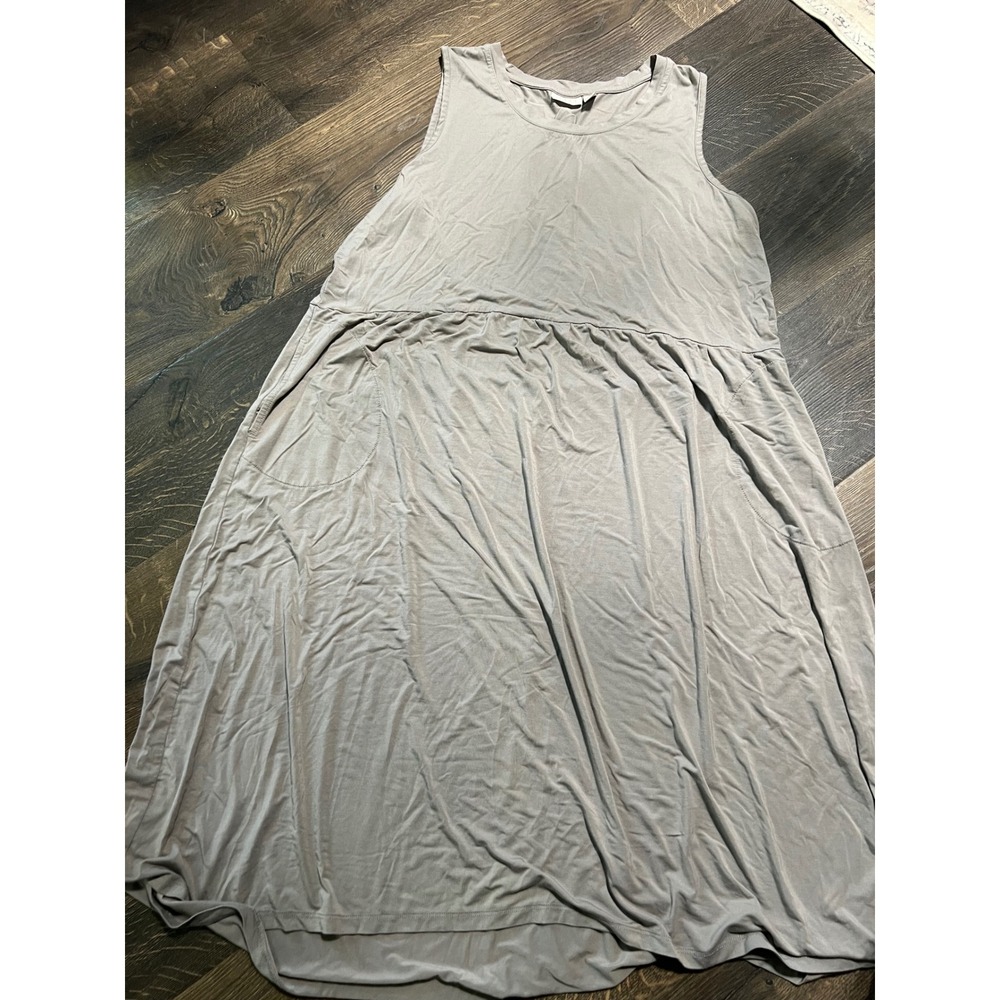Sleeveless Taupe Maxi Dress with Pockets - Picture 2 of 5